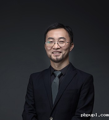 韦刚集团主席